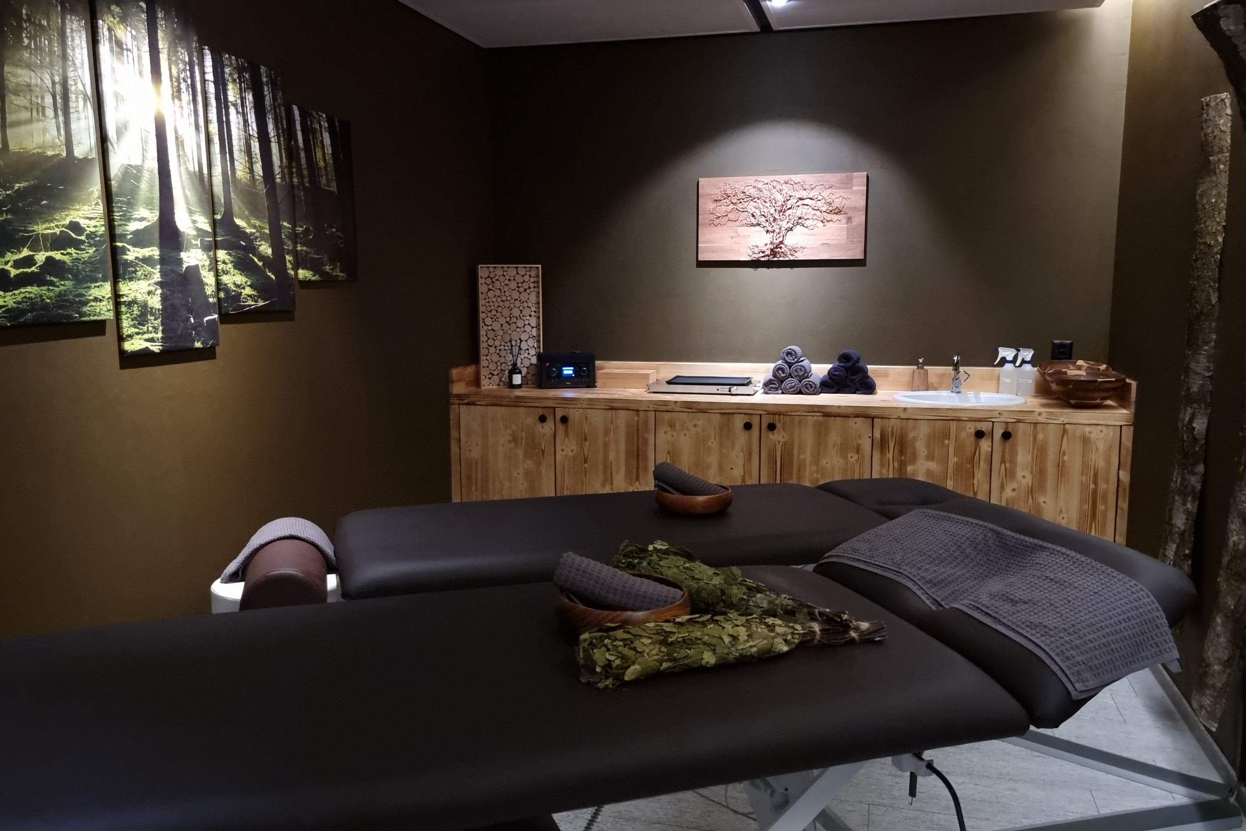 Mineralbad & Spa Rigi Kaltbad Massage room
