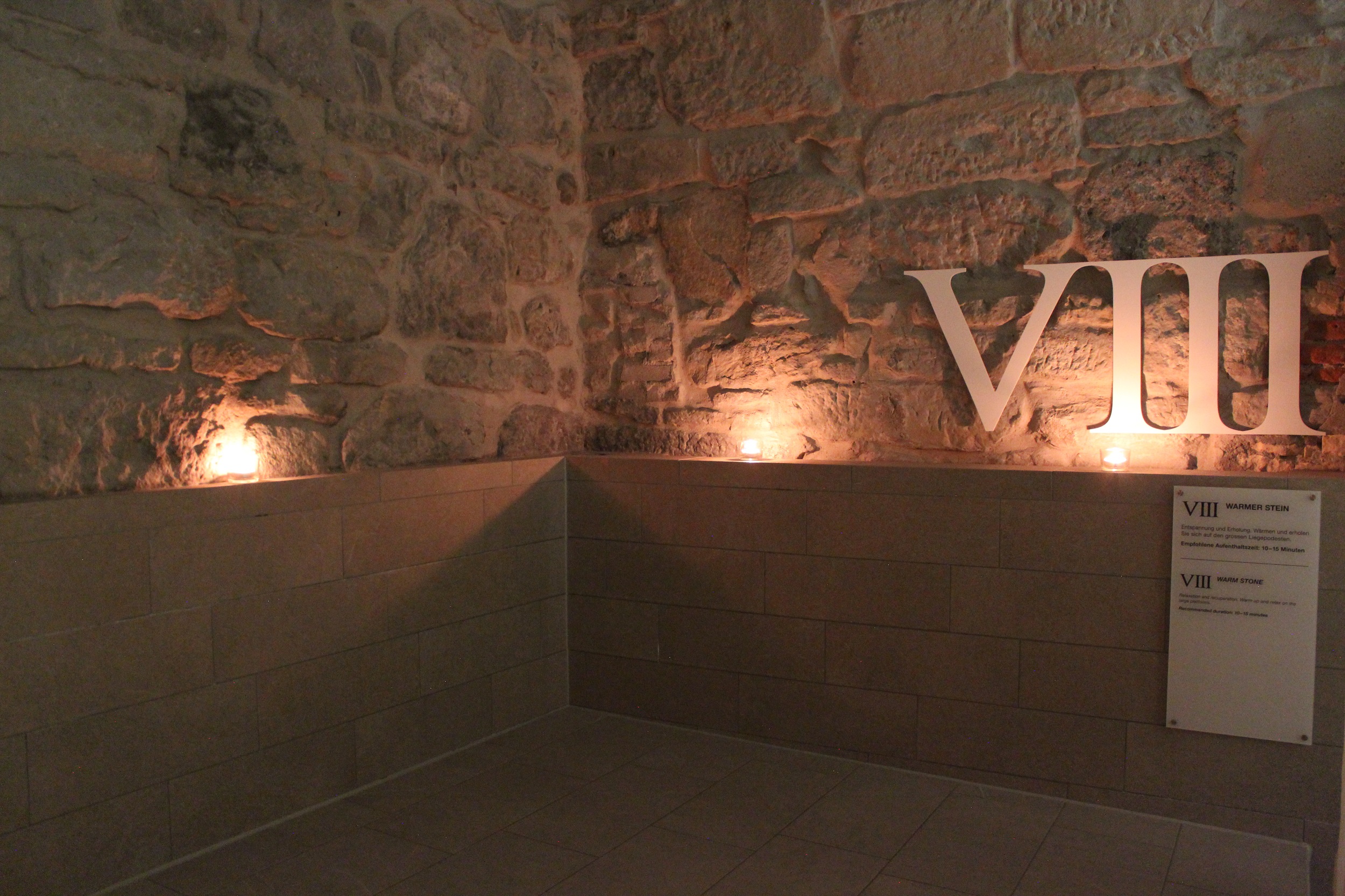 Hürlimann Spa Römisch-irischer Rundgang Liegepodeste Hürlimann Spa Römisch-irischer Rundgang Liegepodeste