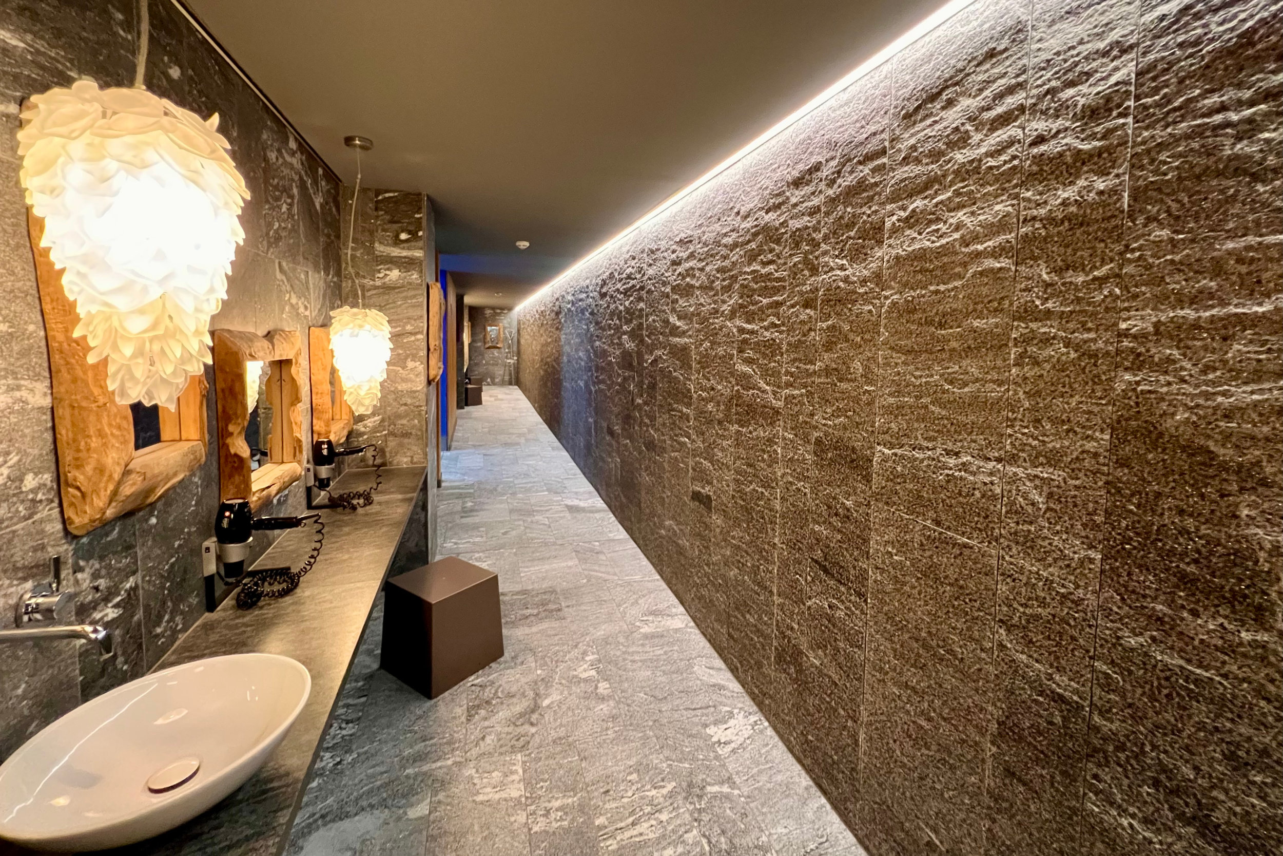 Vestiaire Termali Salini & Spa Locarno Garderobe