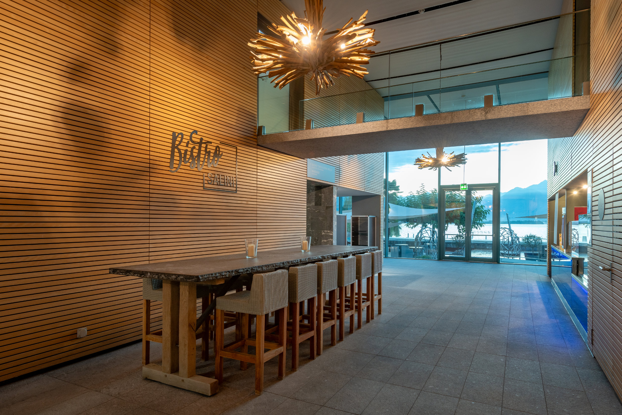 Bistro Bistro