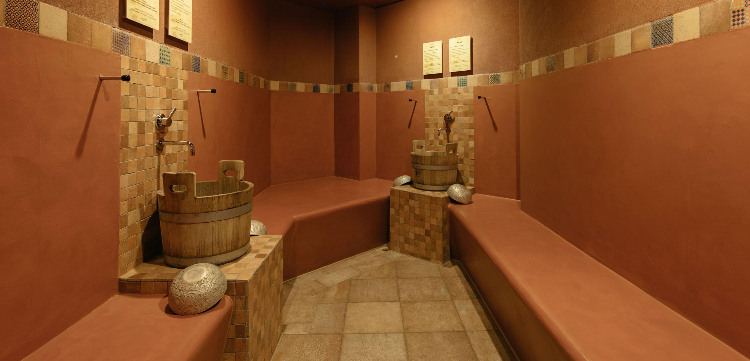 Hammam & Spa Oktogon Dampfraum Binguel