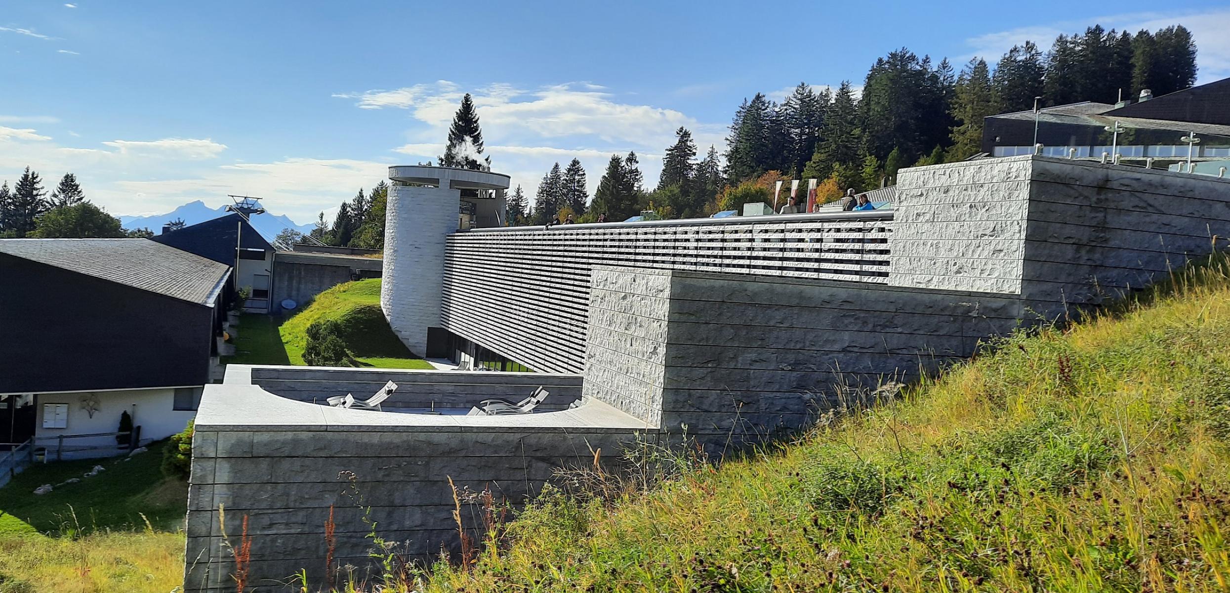 Mineralbad & Spa Rigi Kaltbad Fassade