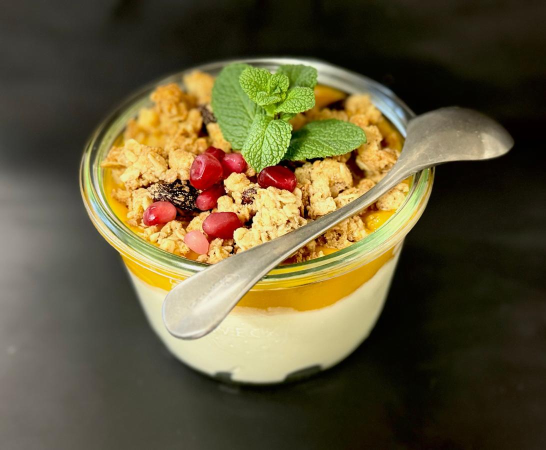 Joghurt mit Granola