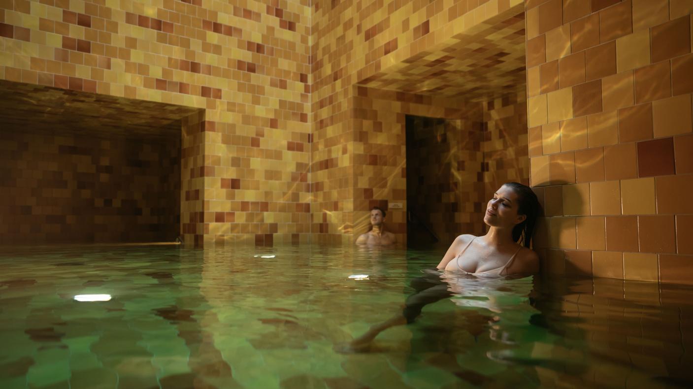 Mineralbad & Spa - Samedan Mineralbad & Spa - Samedan