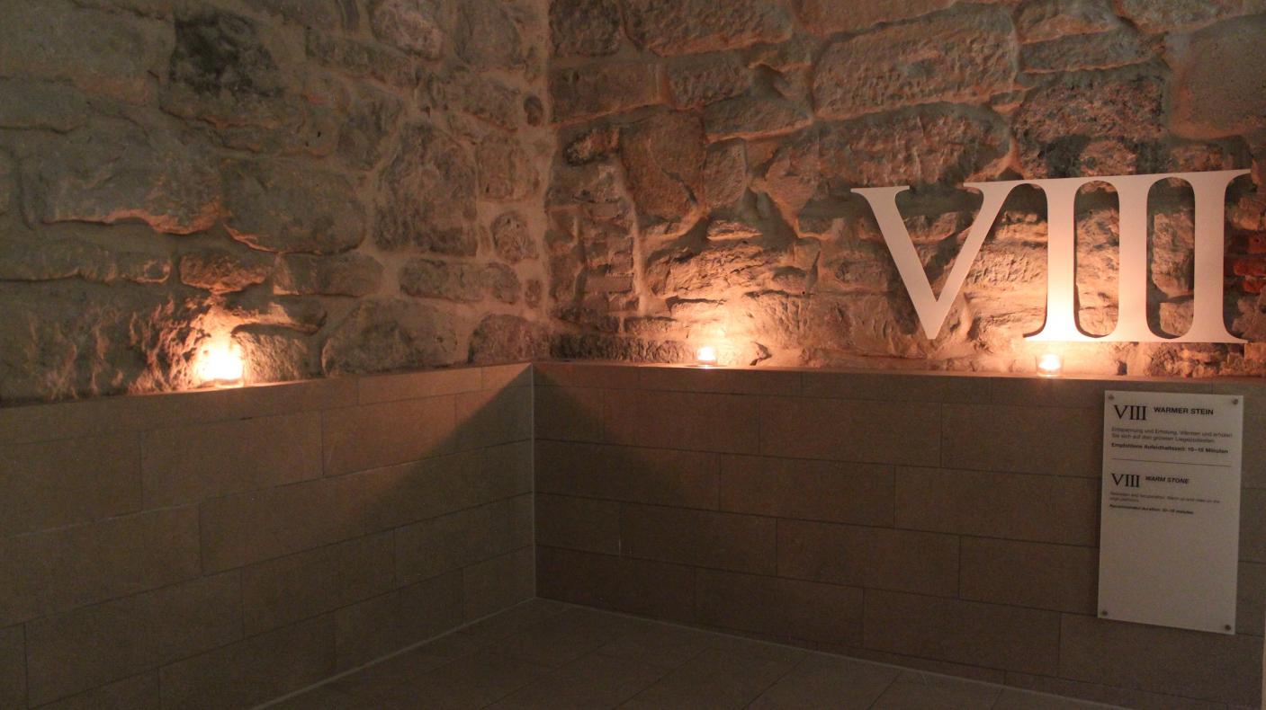 Hürlimann Spa Römisch-irischer Rundgang Liegepodeste