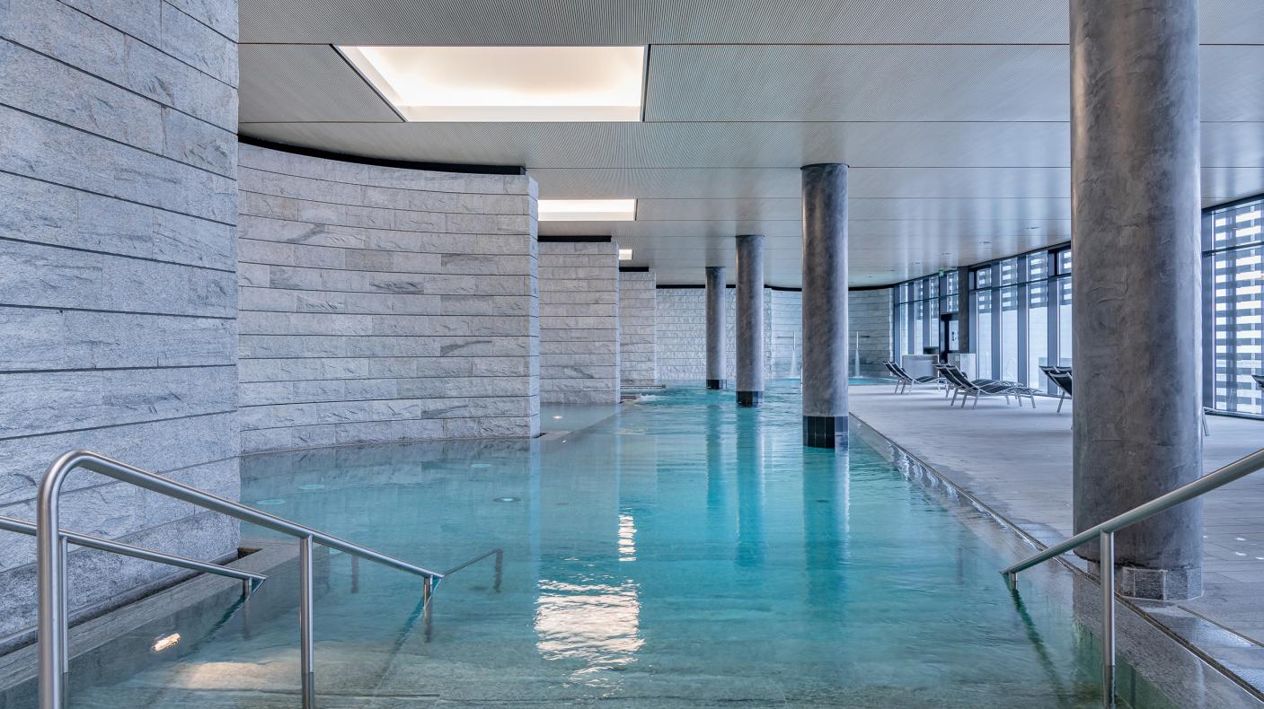 Mineralbad & Spa Rigi Kaltbad grosse Badehalle