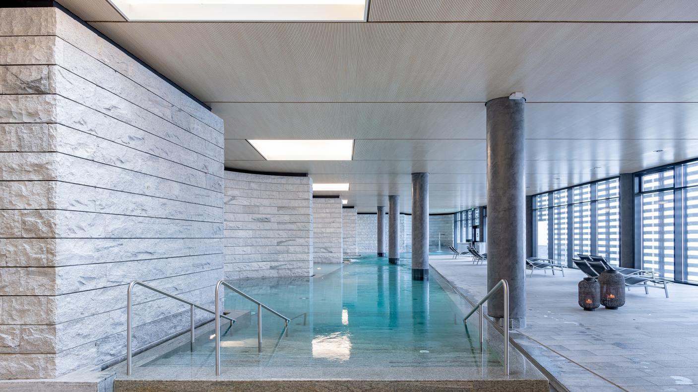Mineralbad &amp; Spa Rigi Kaltbad grosse Badehalle