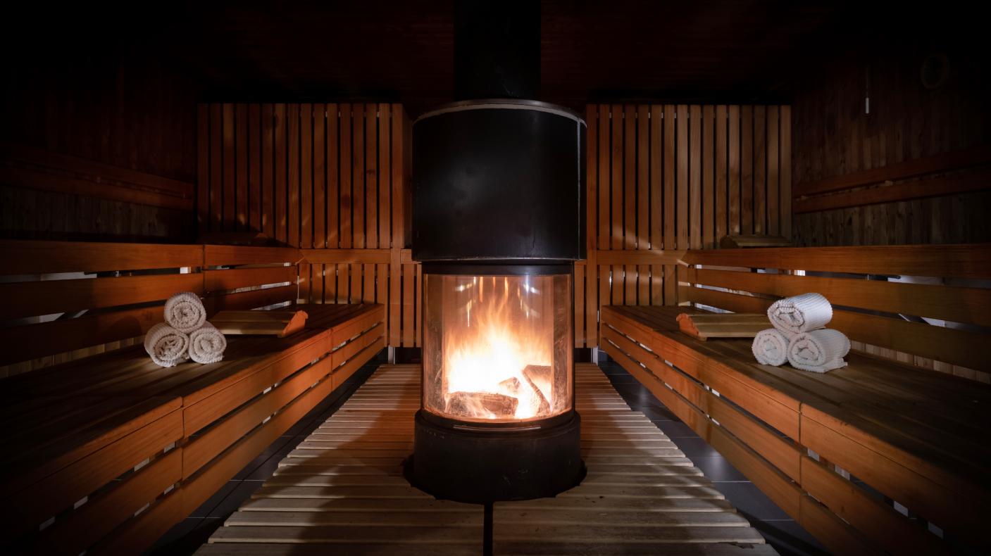 Erd-Feuer Sauna Solbad & Spa Schönbühl