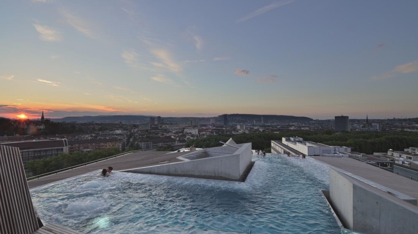 Dachbad Infinity-Pool