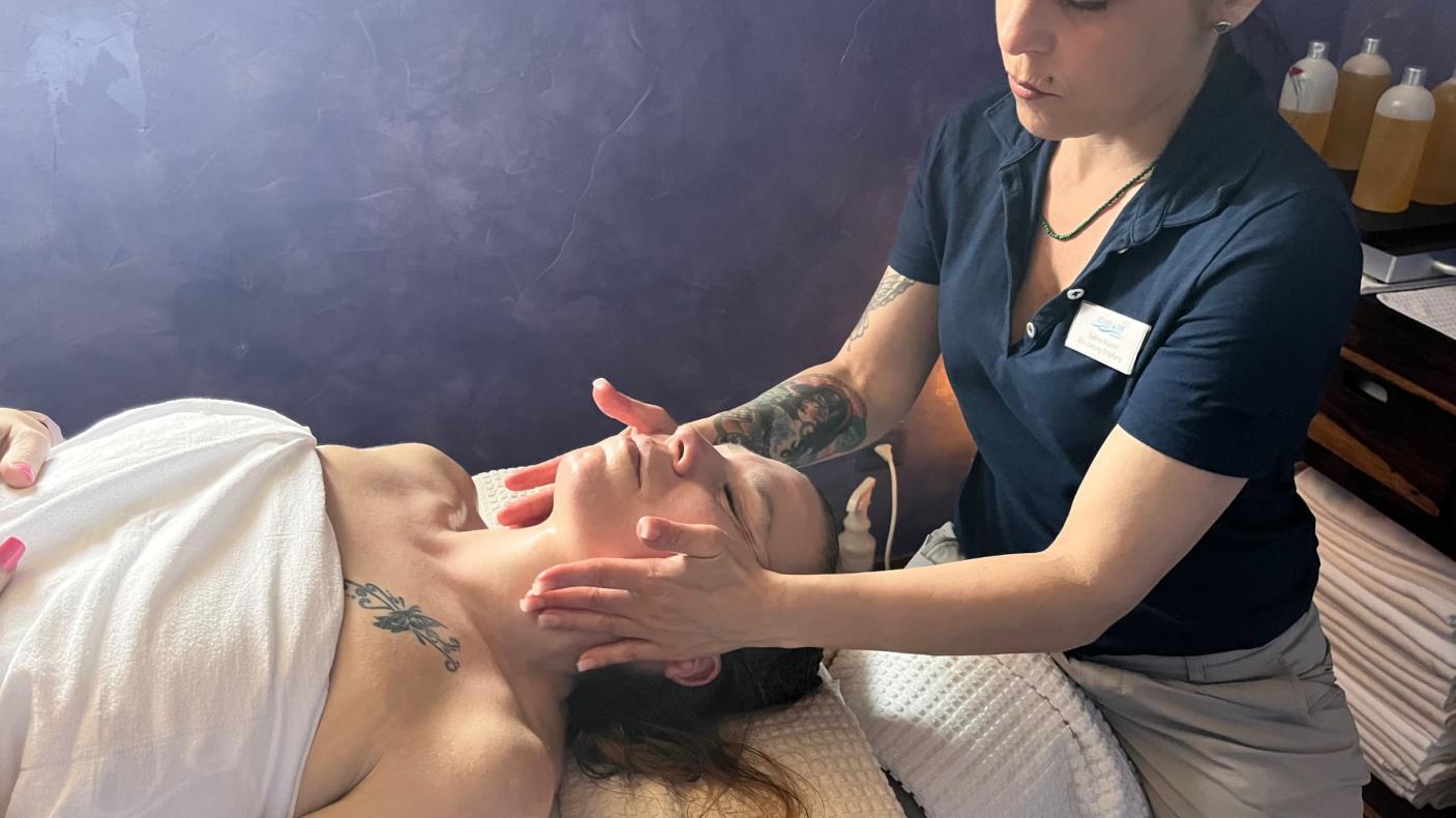 Timeout Moment Spa Relaxing facial