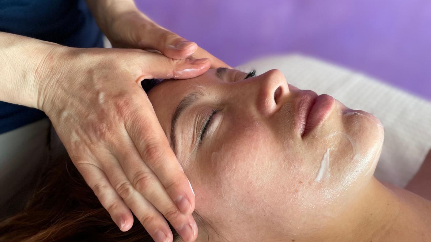 Beauty and Shine Massage