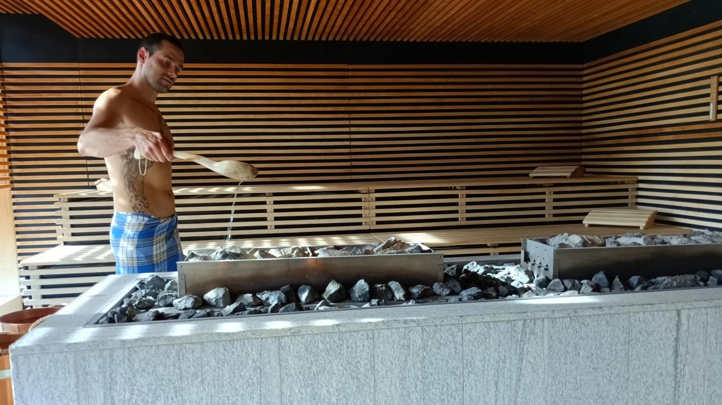 Entspannungsaufgüsse in der Sauna