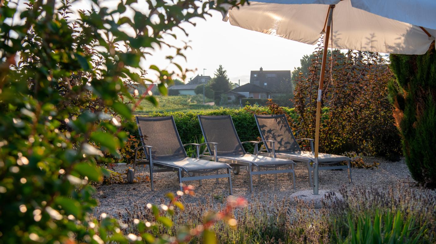 Natursolebad mediterraner Garten
